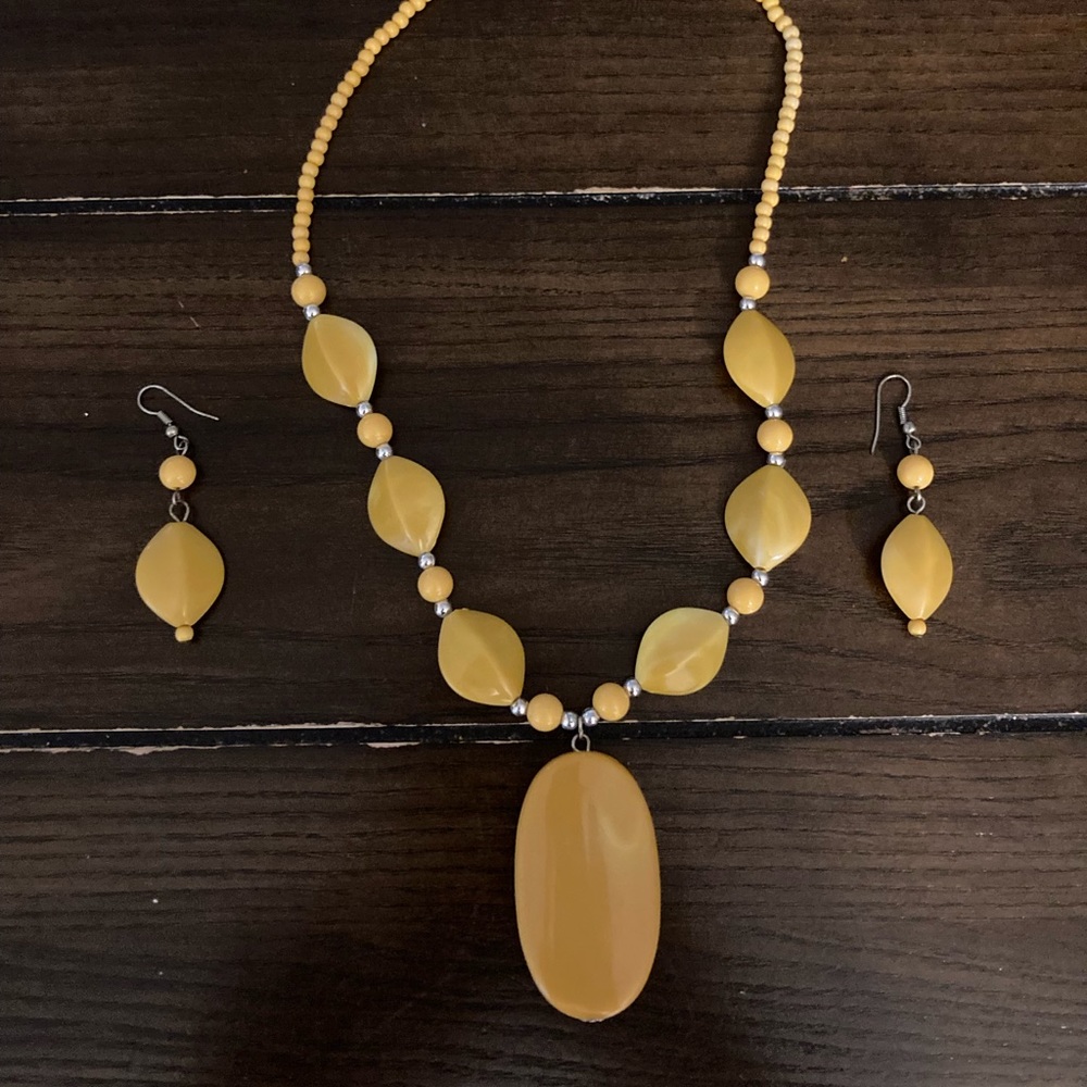 Matching necklace and earrings set